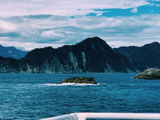 sea and mountains