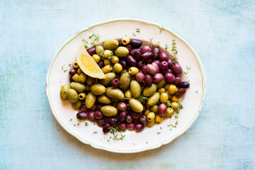 Olives variety green and black 