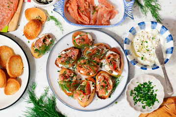 Baguette Crostini with Cream Cheese and Pink Pacific Salmon..style hugge