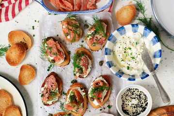 Baguette Crostini with Cream Cheese and Pink Pacific Salmon..style hugge