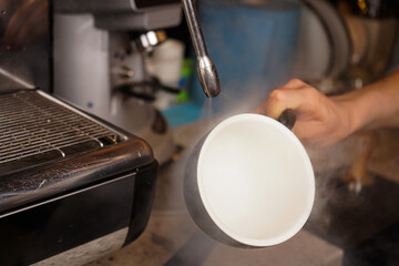 Steaming cups eliminates cold surfaces that can cool down espresso, preserving the drink’s aroma.