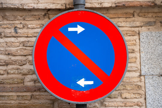 No parking traffic sign