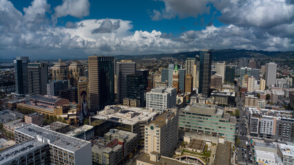 Fototapeta premium aerial view of Oakland Skyline