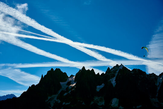 Aircraft aviation contrails in atmosphere - jet vapour trails