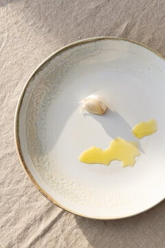 Garlic clove and olive oil