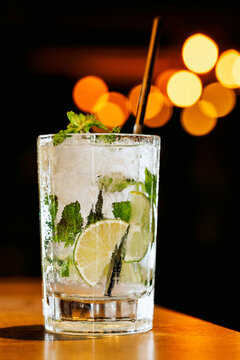 Refreshing mojito cocktail with lime and mint