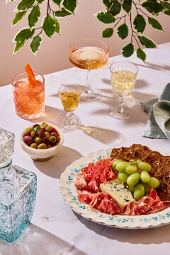 Summer Party Tablescape 