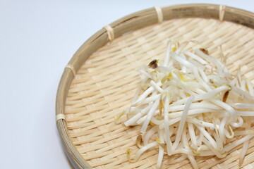 ヘルシー食材、もやし料理に