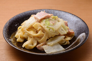 白菜とベーコンのクリームパスタ