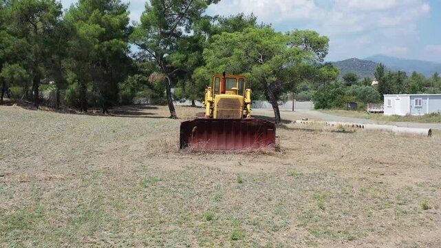 bulldozer excavator rusty not working