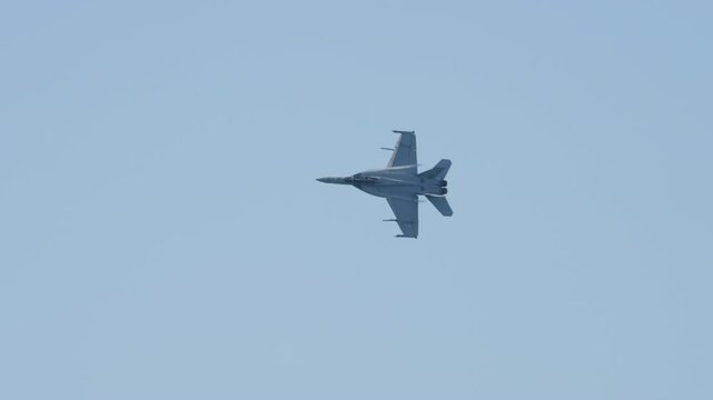 An EA-18G from RAAF 6 Squadron banking left over the Gold Coast Pacific Airshow