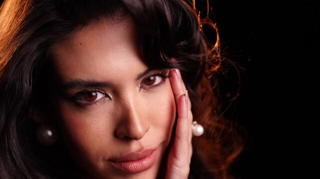 A glance, a smile, a sultry air, confidence radiates everywhere