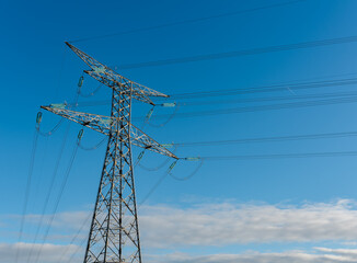pylônes électriques