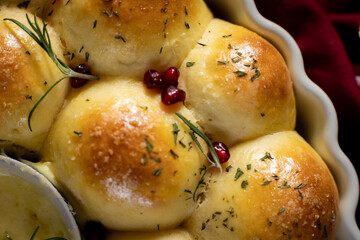 Festive bread wreath with cheese