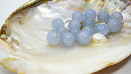 ブルーカルセドニー