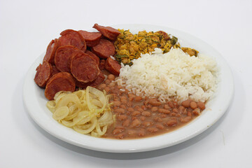 rice, beans with sausage, onions and farofa