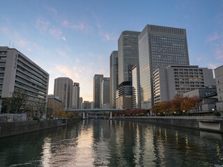 Obraz premium 水都大阪の夕景