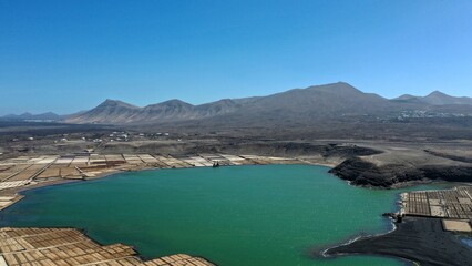 salines et plage de Janubio à Lanzarote, canaries, Espagne	