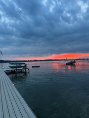 Obraz premium Dock at sunset