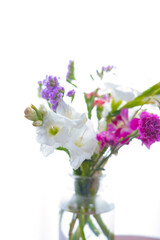 花瓶に生けた花