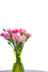 花瓶に生けた花