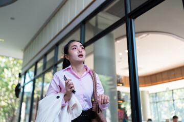 Young Professional Rushing to Work with Determination and Focus in a Modern Urban Setting