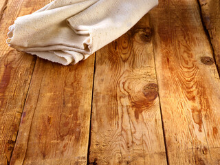 Holzfond mit Baumwolltuch, rustikales Holz, serviette, Holzuntergrund, 