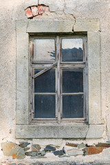 leerstehendes altes Haus