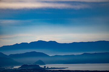 水墨画のような風景