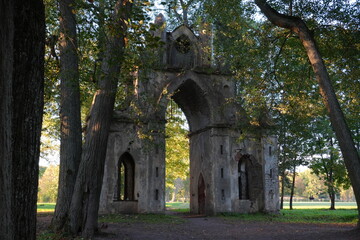 Fototapeta premium Russia, Leningrad region - 09.29.2024 Gothic gate in the manor. Village of Taytsy 