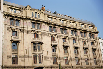 Fototapeta premium Old Building in Istanbul, Turkiye