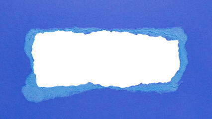 Naklejka premium Dark blue torn paper or cardboard message backdrop with rough edges and blank copy space for text in the middle, png template on transparent background design element
