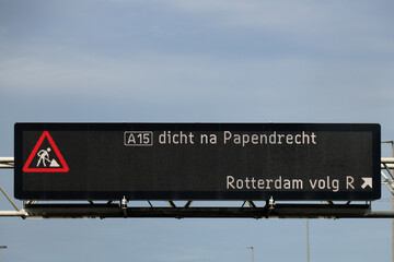 Dynamic traffic information panel above the motorway A27