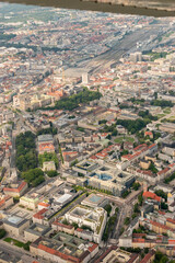 Obraz premium Munich city in Germany seen from a small plane