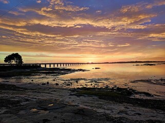 Obraz premium Anochecer en la ría de Arousa, Galicia