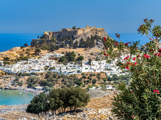 Der Blick auf Lindos auf der Insel Rhodos