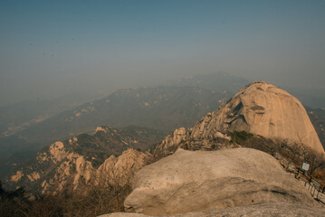 Obraz premium peak of stone in Bukhansan national park, Seoul - sep, 2 2024