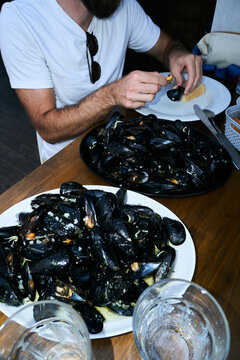 Sea shells for a meal