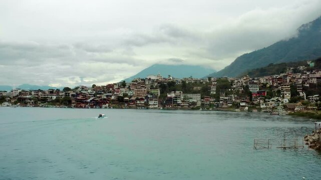 Volcan y Lago, belleza natural