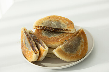 hotteok, Korean Syrup-filled Pancake