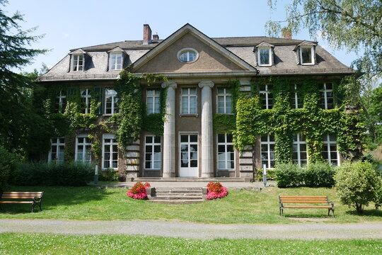 Villa Gr&uuml;n in Dillenburg