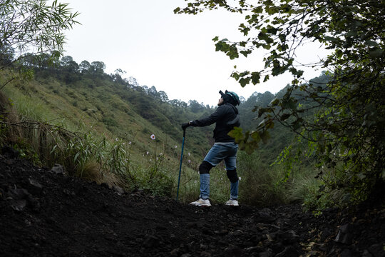 Hiking at Volcan el Ajusco in CDMX with scenic views and lush surroundings