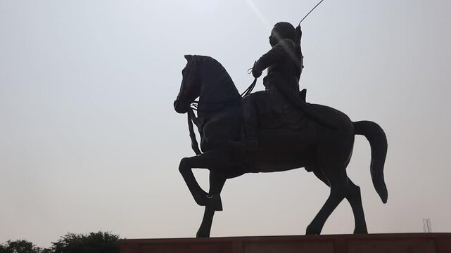Maharaja Surajmal's equestrian statue at Kishori Mahal, Lohagarh Fort, Bharatpur, symbolizes valor and leadership, capturing the legacy of the Jat ruler.