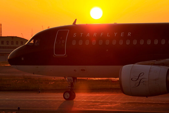 スターフライヤー  Starflyer Airbus A320-200