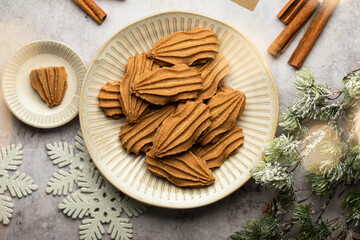 biscuits viennois sablés esprits fait maison à la cannelle, patte d'ours