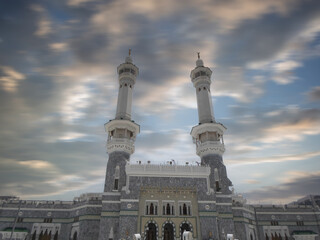 The number of minarets in the Masjid an-Nabawi, which was six in the first Saudi renovation, was increased to ten in the Saudi expansion works in 1994.