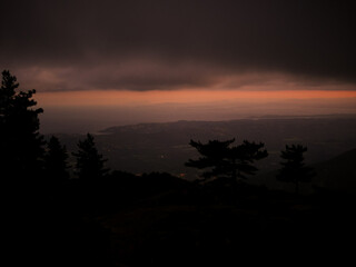 Obraz premium Corse - Lac de l'Ospedale - Coucher de soleil - Brume