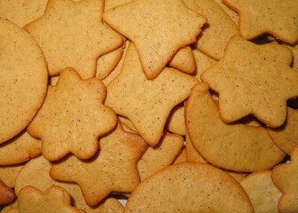 gingerbread cookies on a plate