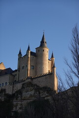 Fototapeta premium Alcázar de Segovia in sunset
