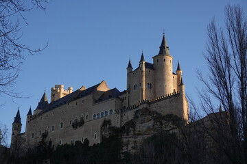Alc&aacute;zar de Segovia in sunset